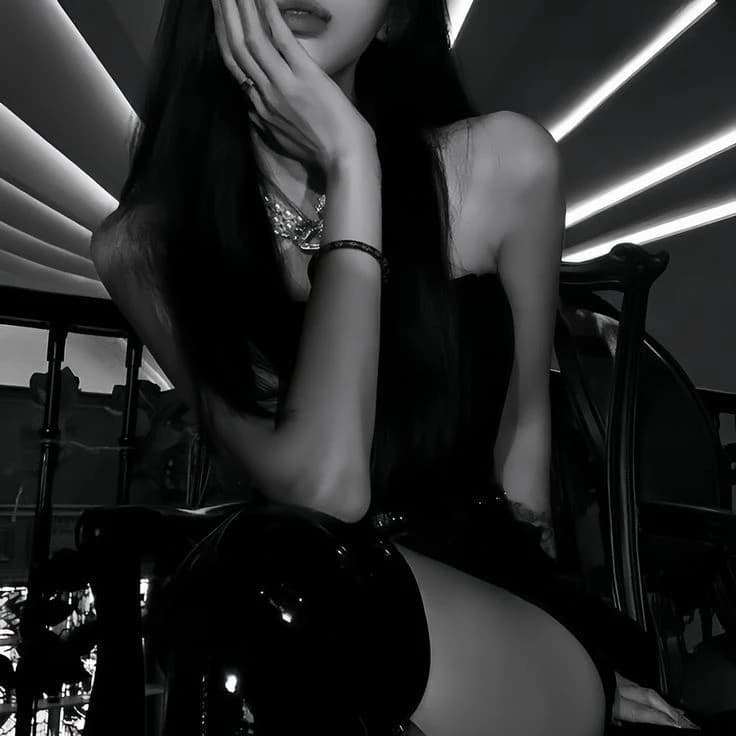 Alexandra Russo thumbnail