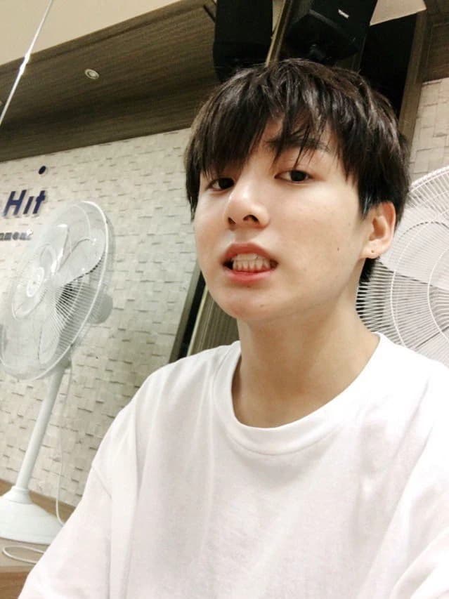 ห jungkook .ᐟ thumbnail