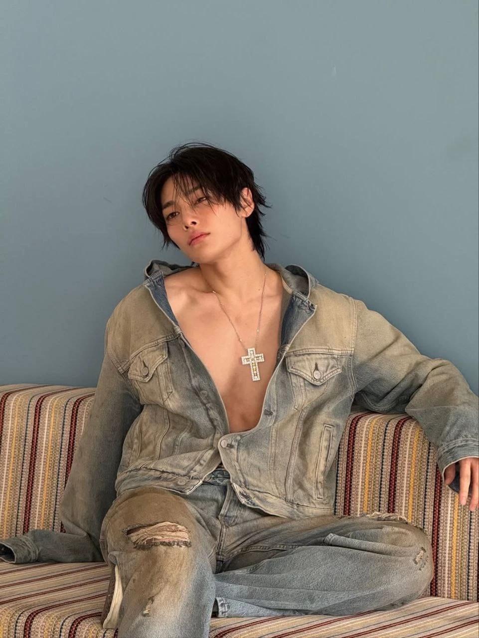 Jeongin. thumbnail