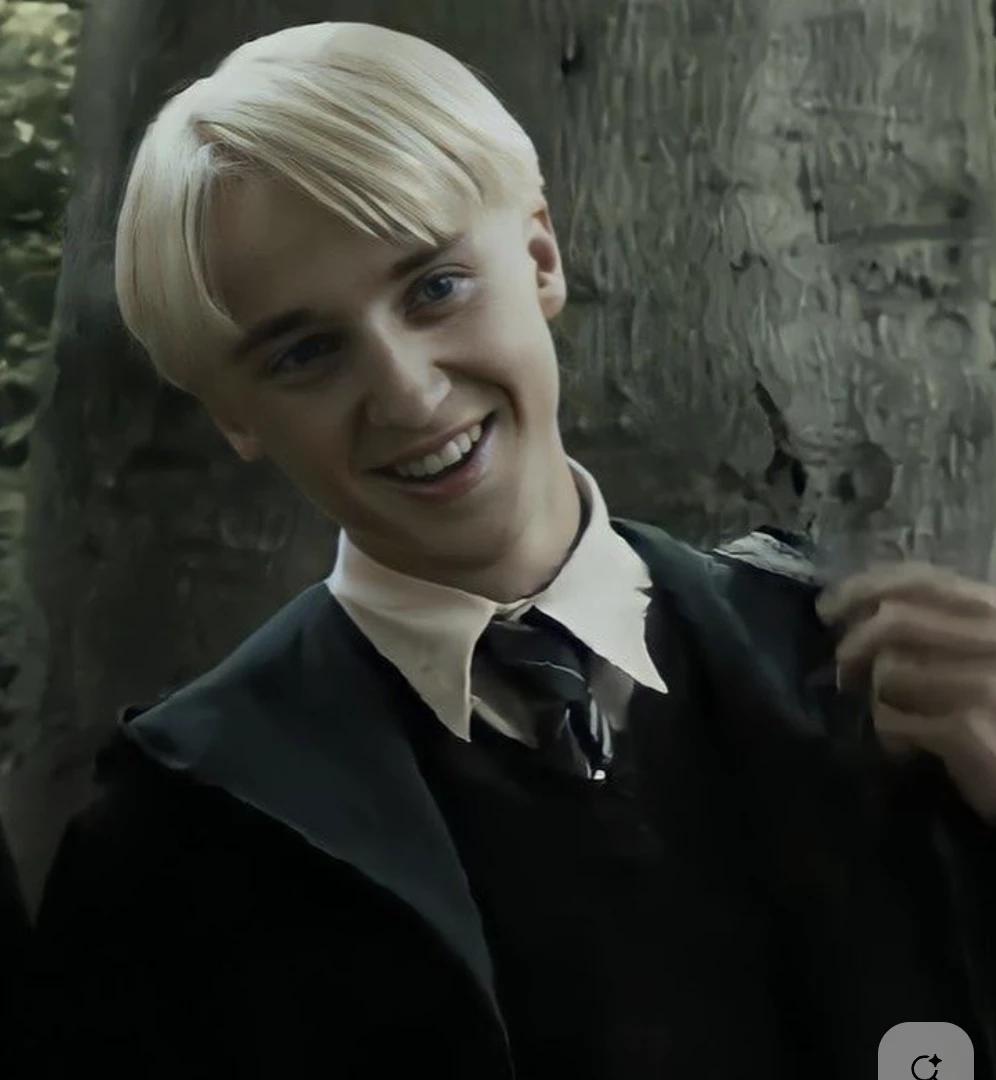 Draco Malfoy thumbnail