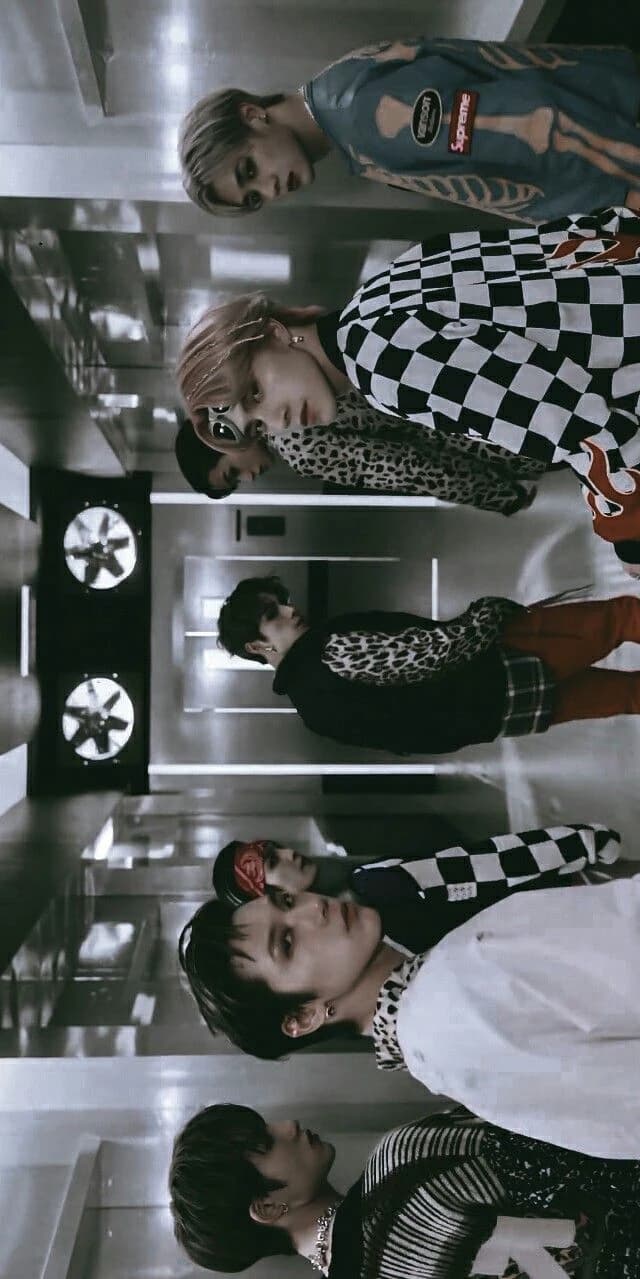 Boy band China (WayV) thumbnail