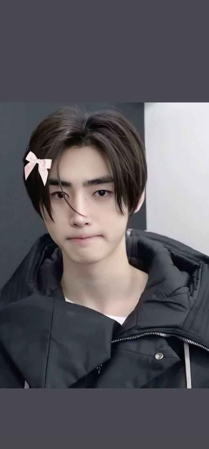 Sunghoon  thumbnail