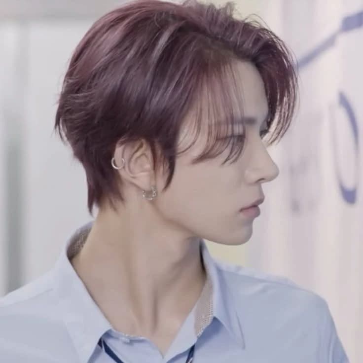 Lee Heeseung — ENHYPEN thumbnail