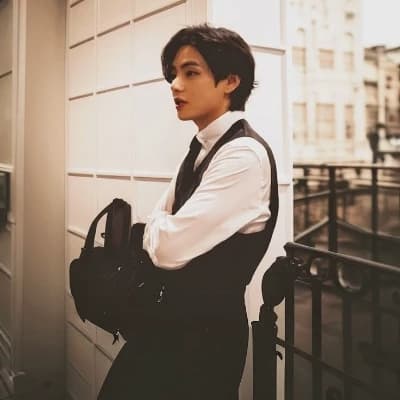 Kim Taehyung thumbnail