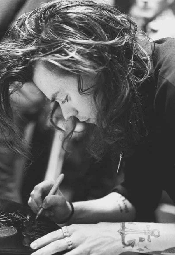 Harry Styles  thumbnail