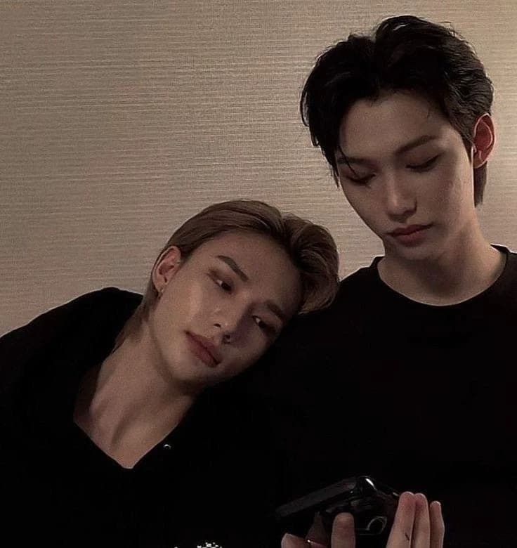 Hyunlix/tus padres thumbnail