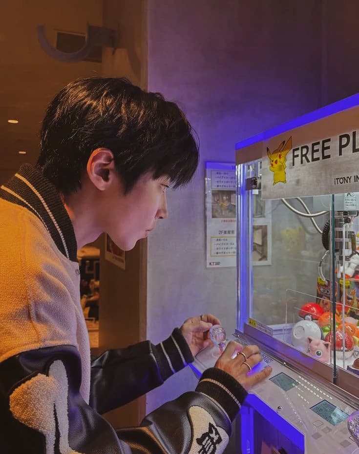 HWANG IN YEUP thumbnail