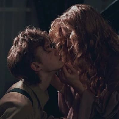 Aurelia Meadowcroft & Volar O'Connell thumbnail