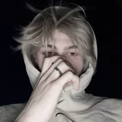Mikael (your Bff thumbnail