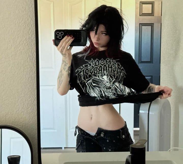 Noemie Fay (Noe) thumbnail