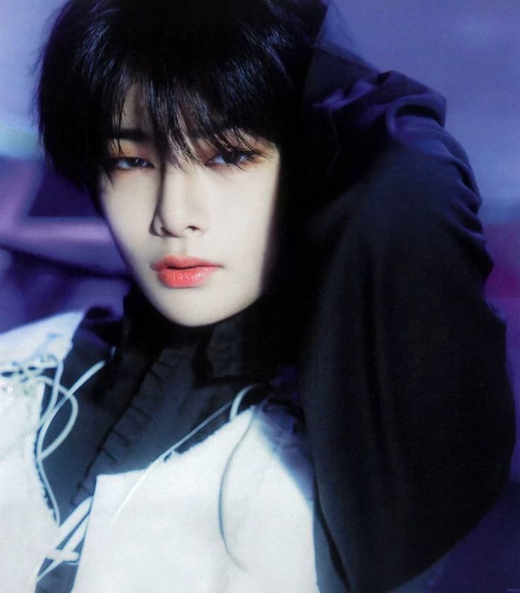 Yang Jeongin thumbnail