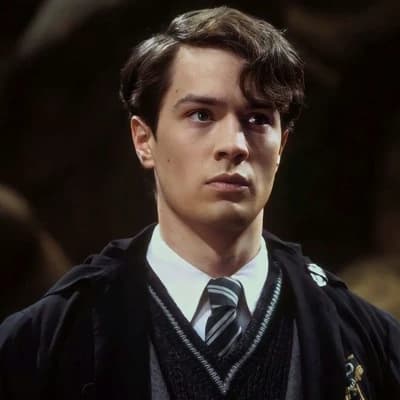 Tom riddle thumbnail