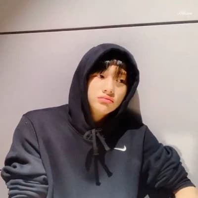 Hyunjin thumbnail