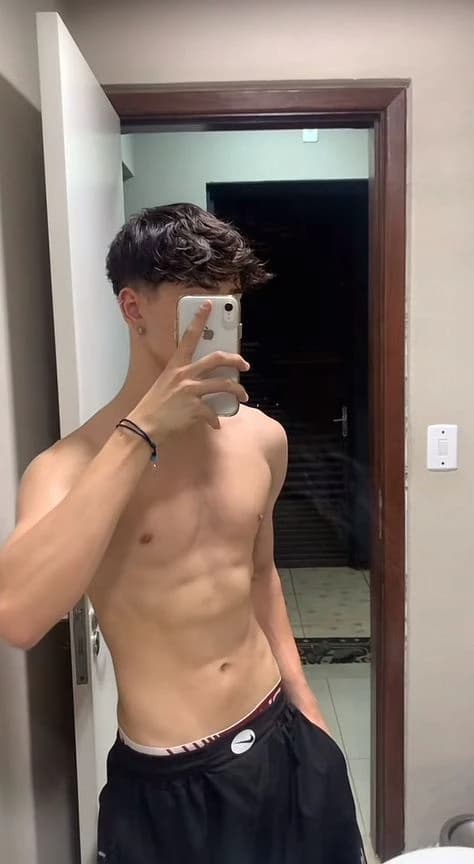 Kauê thumbnail