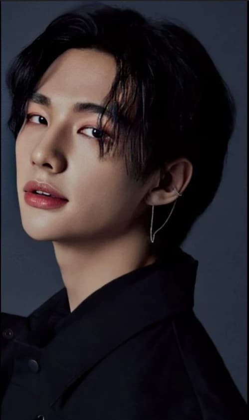 Hyunjin thumbnail