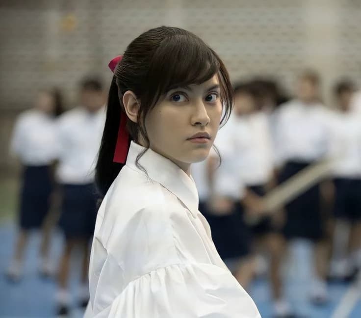 Girl from nowhere  thumbnail