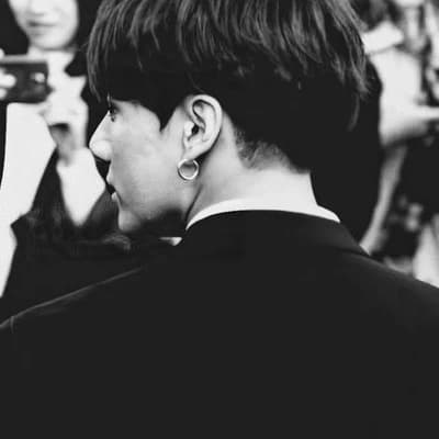Jeon Jungkook thumbnail