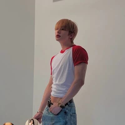Hwang Hyunjin-enemy thumbnail