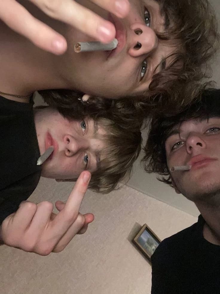 Three mean roommates— thumbnail