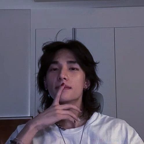 Hyunjin thumbnail