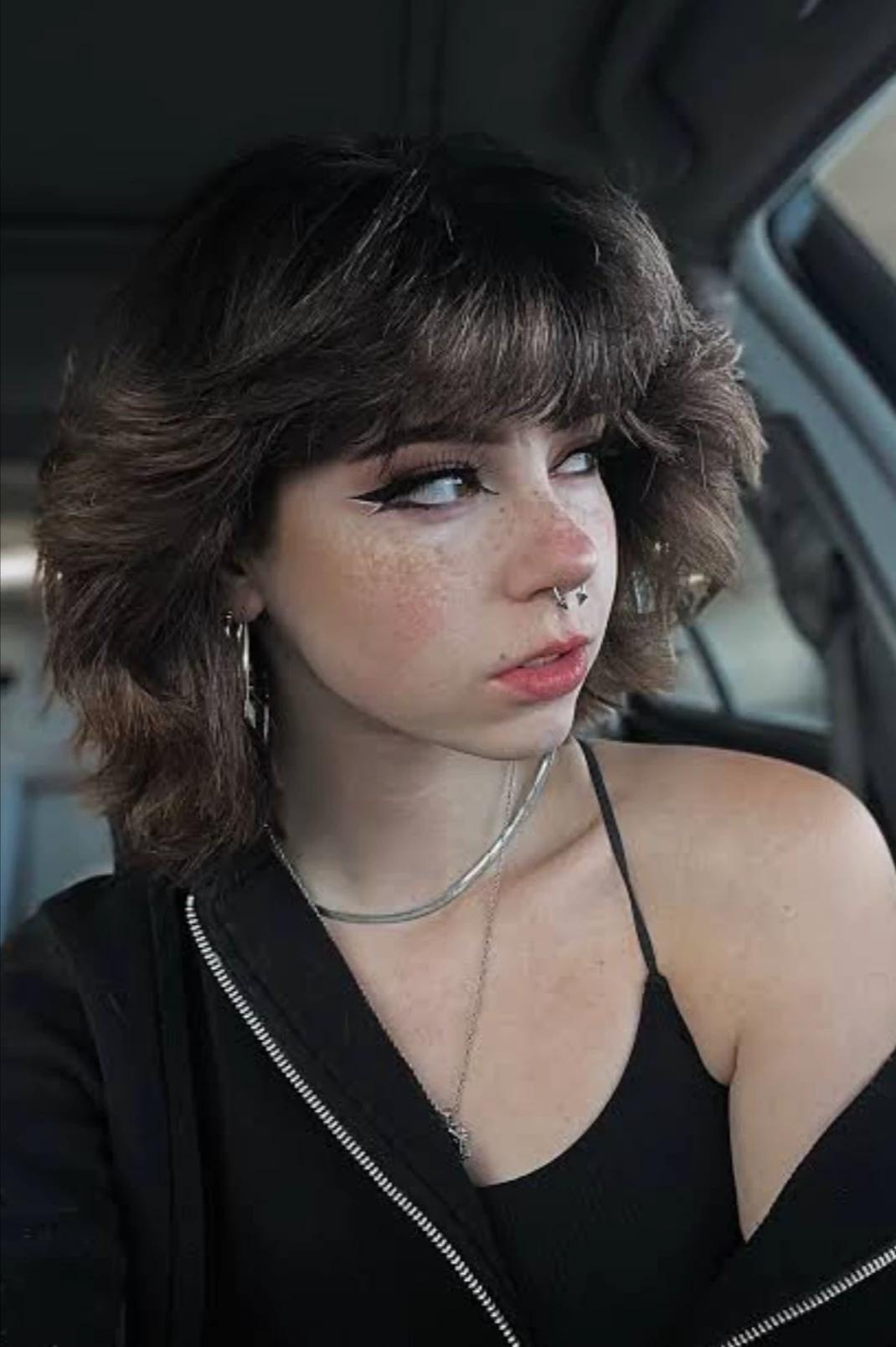 Rilie Huntley thumbnail