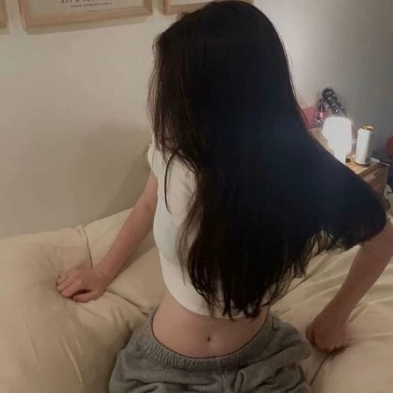 Lara thumbnail
