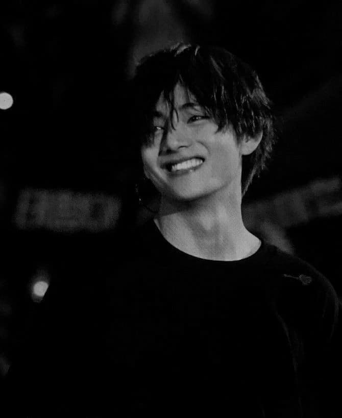 Kim Taehyung thumbnail