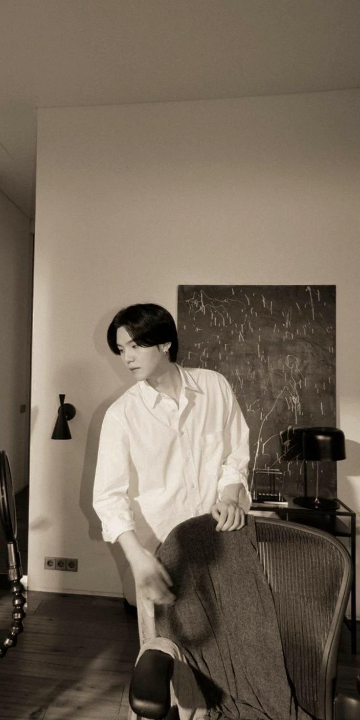 Min Yoongi thumbnail