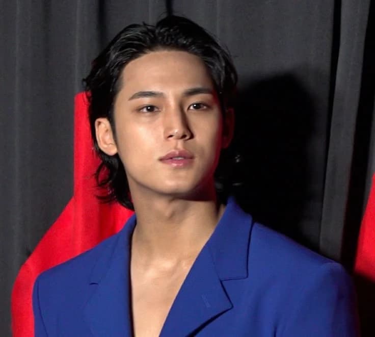 Kim Mingyu thumbnail