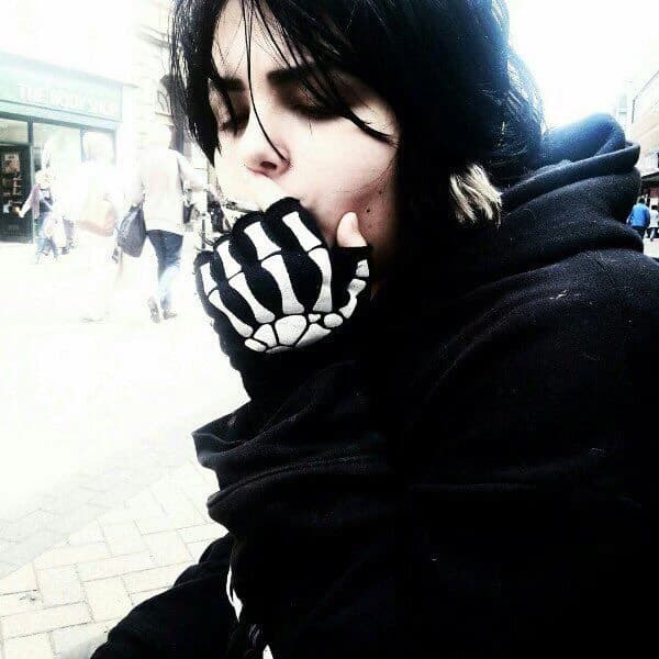Gerard way thumbnail