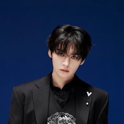 Bangchan mafia and his sons - Minho, Felix, Hyunjin thumbnail