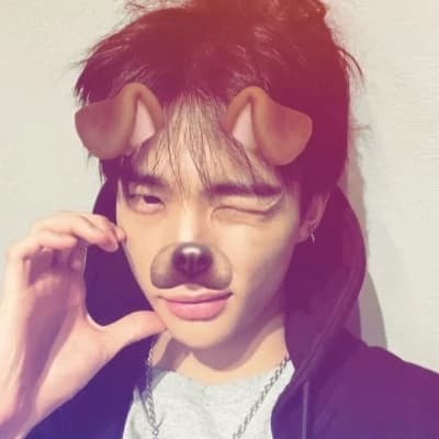 Hwang Hyunjin thumbnail