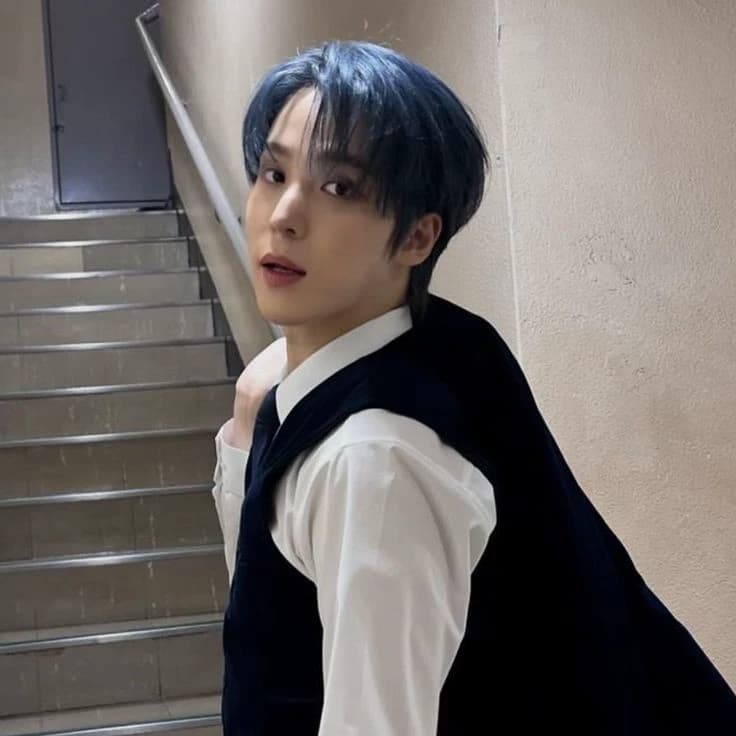 Jeong Yunho thumbnail