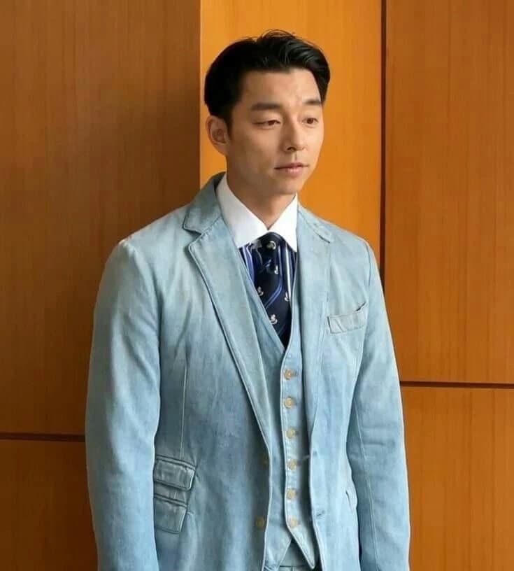 Gong yoo thumbnail