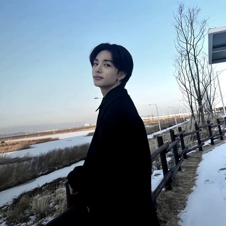 HYUNJIN thumbnail