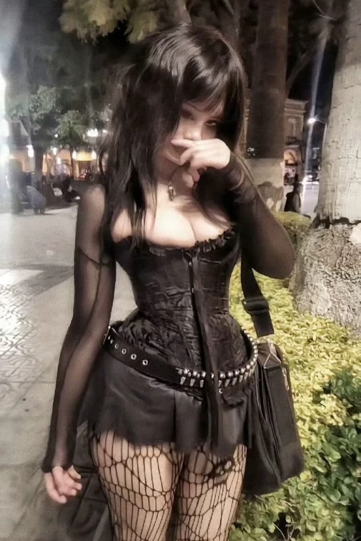 Danna thumbnail