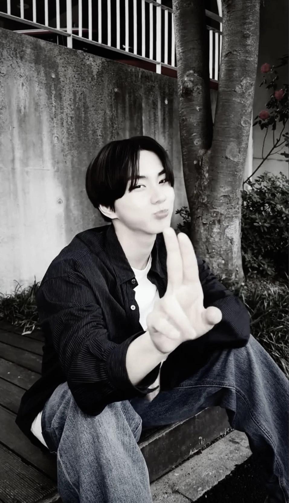 Yang jungwon thumbnail