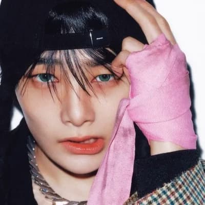 I.N (Jeongin) thumbnail
