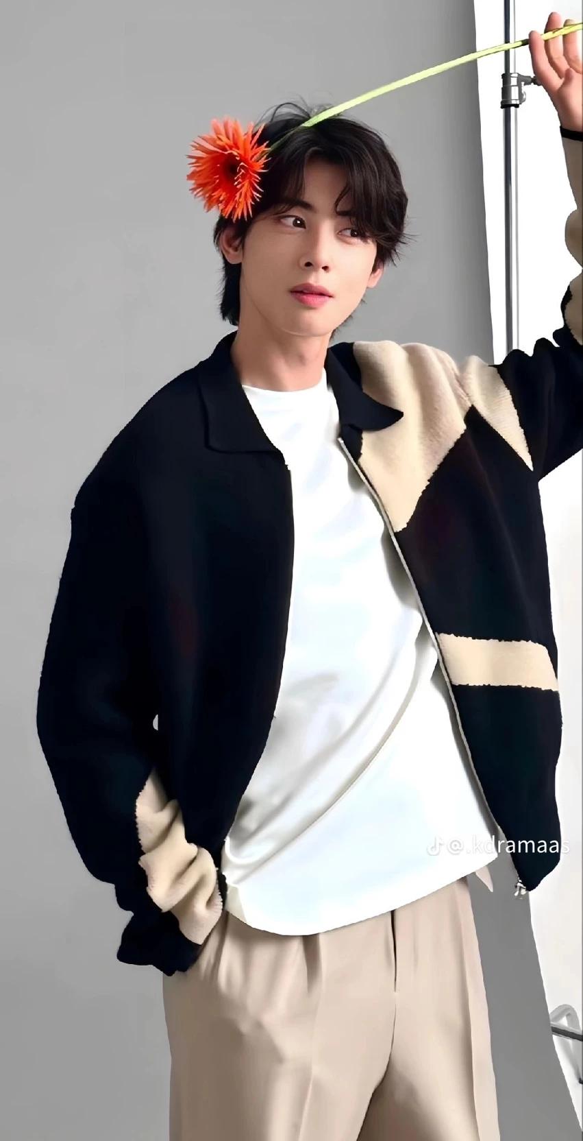 Cha eun woo thumbnail