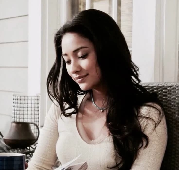 Emily Fields thumbnail