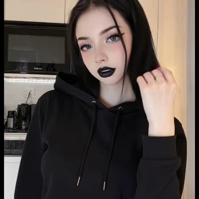 Simona thumbnail