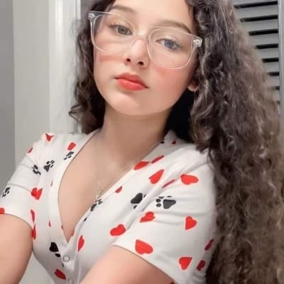 Leonora Pereira thumbnail