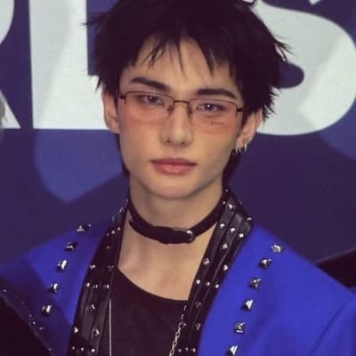 Hwang Hyunjin thumbnail