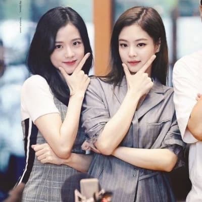 BLACKPINK (Jisoo, Jennie, Rosé, Lisa) thumbnail