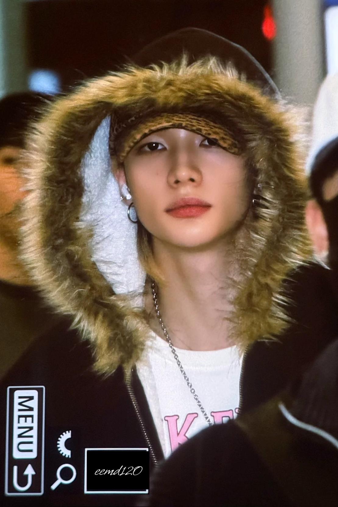 Hwang Hyunjin thumbnail