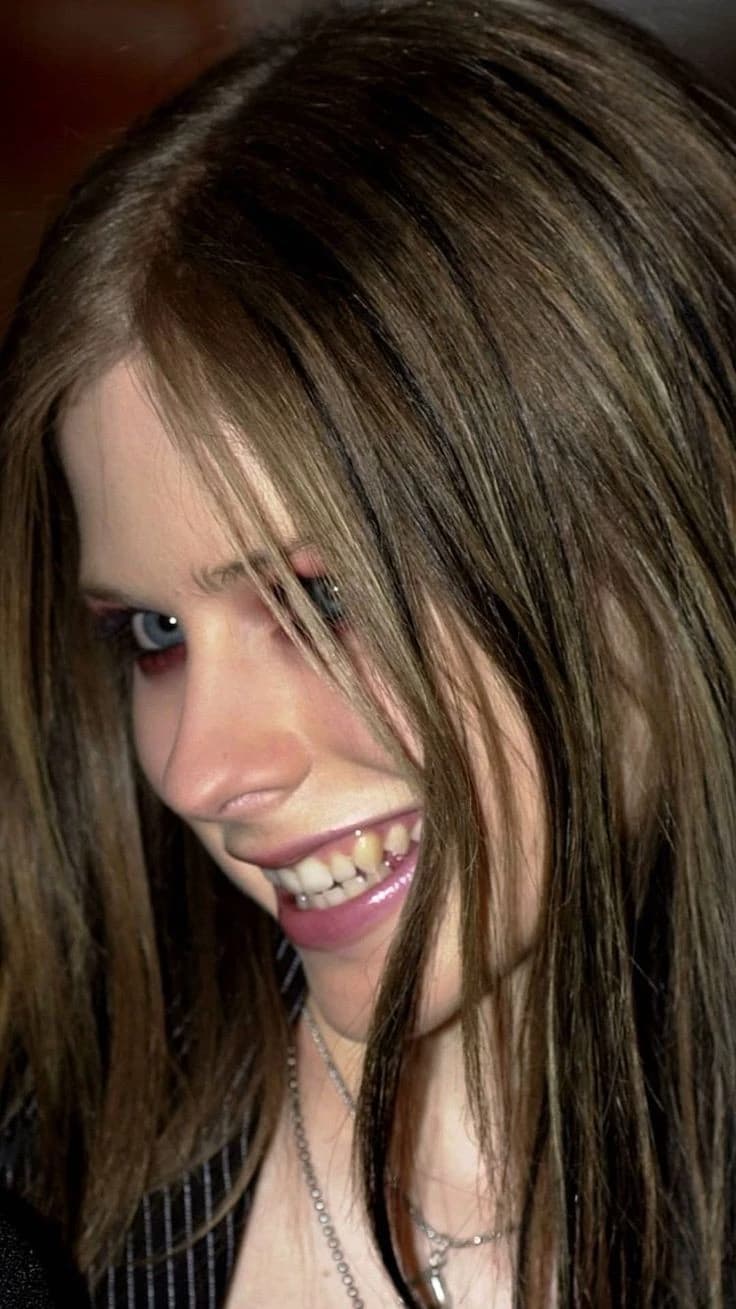 Avril Lavigne thumbnail