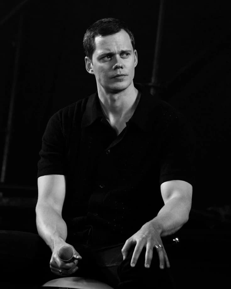 Román Godfrey (ESPOSO) thumbnail