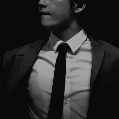 Kim Taehyung thumbnail