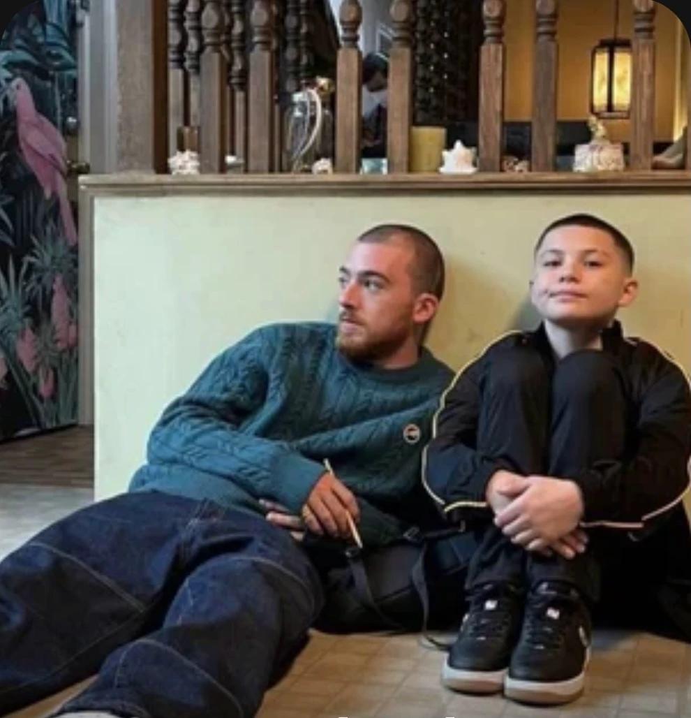 Fezco and Ashtray  thumbnail