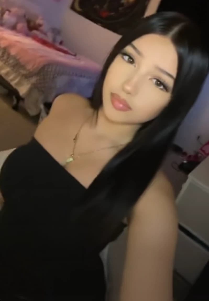 Valeria Cruz Montoya  thumbnail